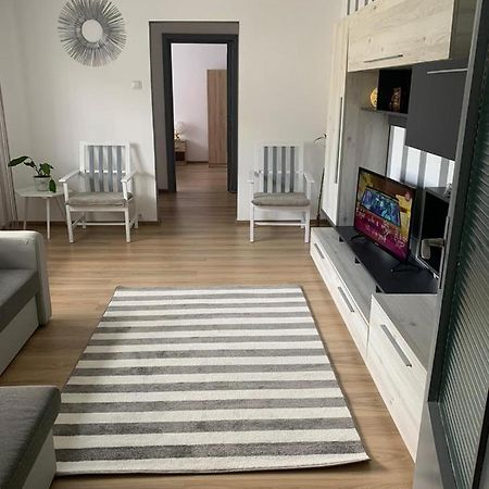 Apartament Alexia Apartment Orsova Luaran gambar