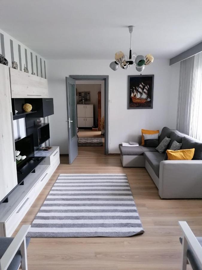 Apartament Alexia Apartment Orsova Luaran gambar