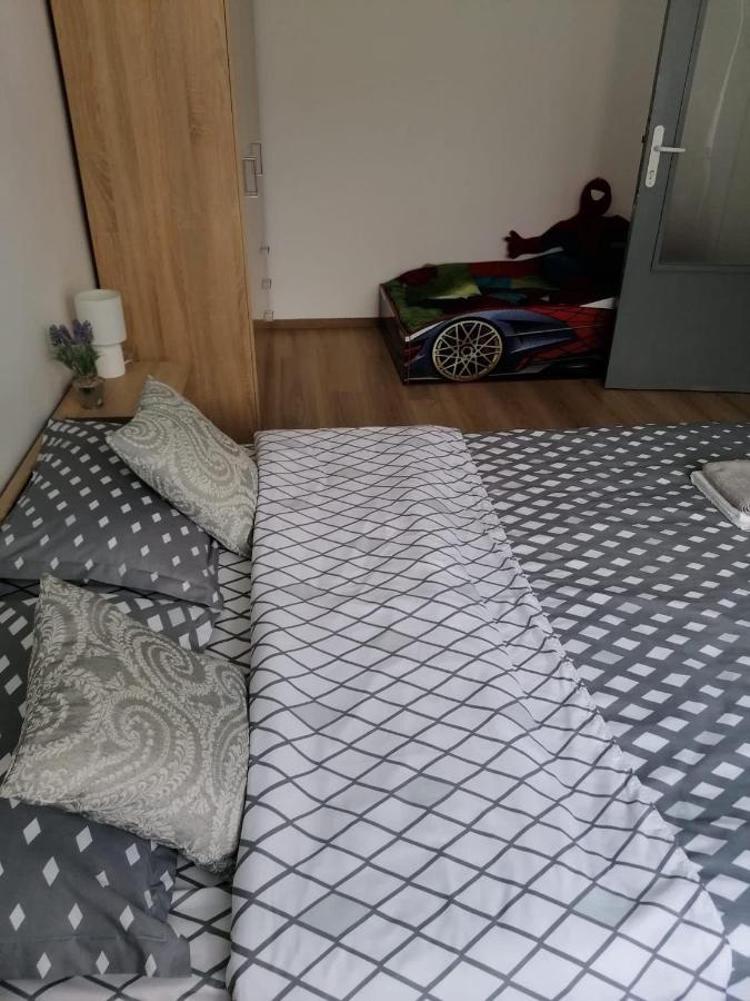Apartament Alexia Apartment Orsova Luaran gambar